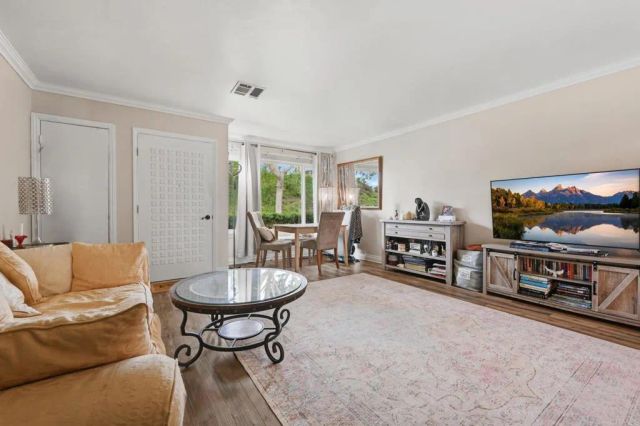 3839 Vista Campana S 8, Oceanside, CA 92057