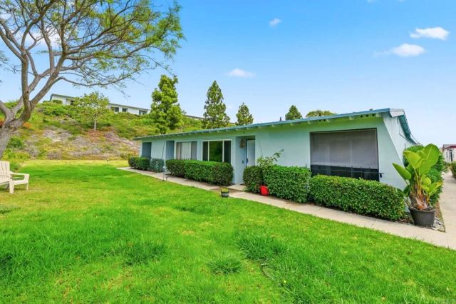 3839 Vista Campana S 8, Oceanside, CA 92057