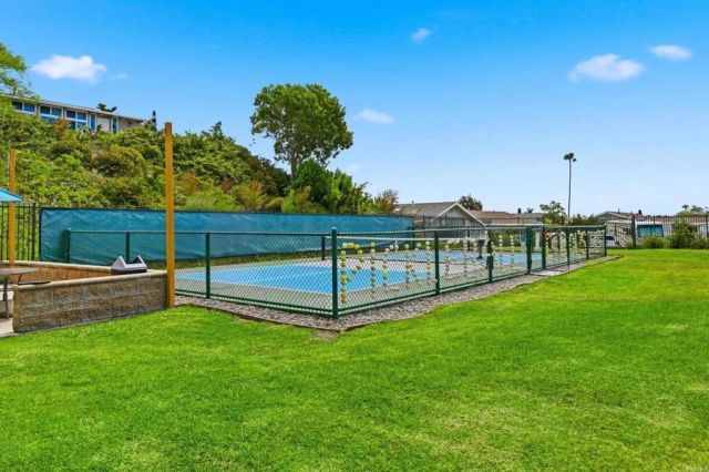 3839 Vista Campana S 8, Oceanside, CA 92057