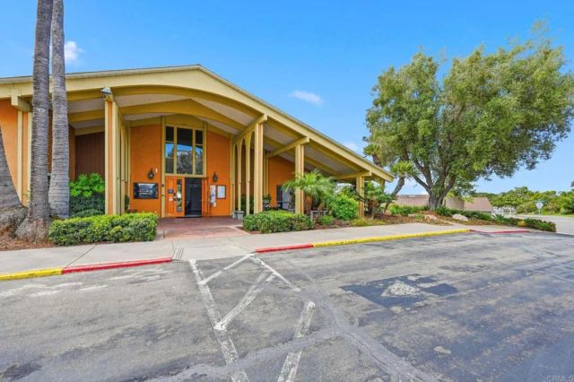 3839 Vista Campana S 8, Oceanside, CA 92057