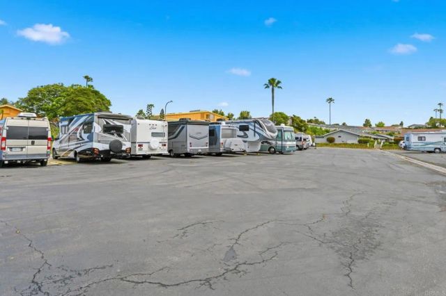 3839 Vista Campana S 8, Oceanside, CA 92057