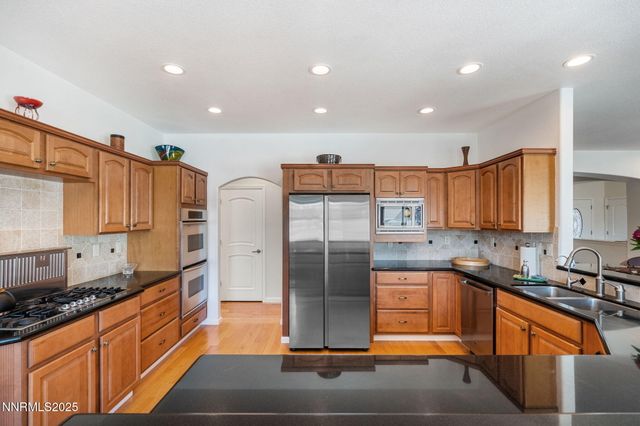 308 San Roma Drive, Dayton, NV 89403