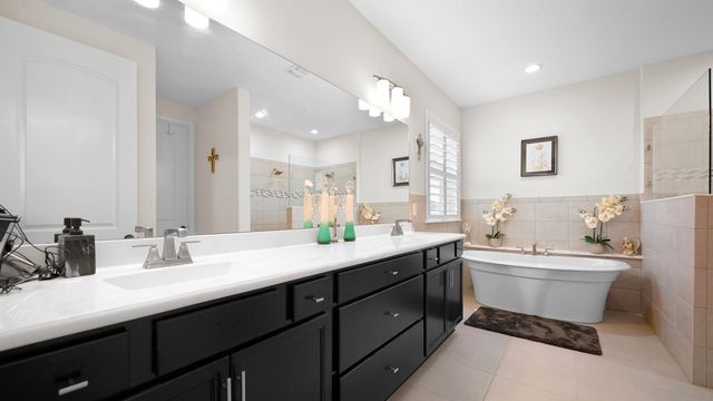 123 Thatcham Dr, St Augustine, FL 32092