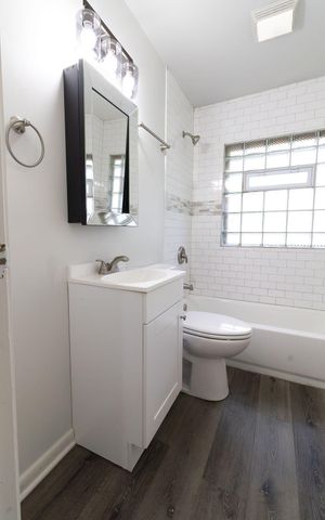3988 Fillmore Street, Gary, IN 46408