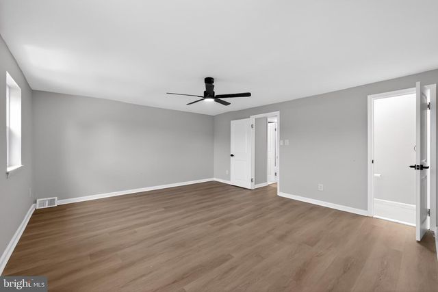 4029 GIDEON RD, Brookhaven, PA 19015