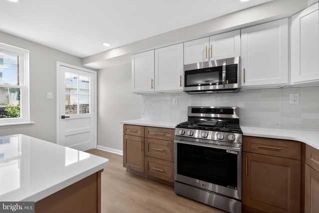 4029 GIDEON RD, Brookhaven, PA 19015