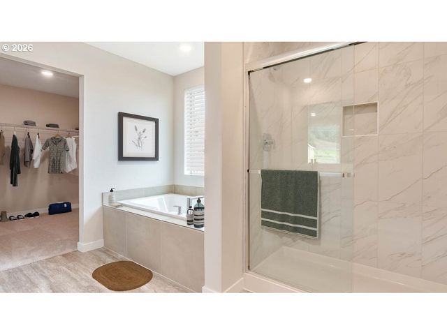 16678 Se Wintergreen St, Clackamas, OR 97086