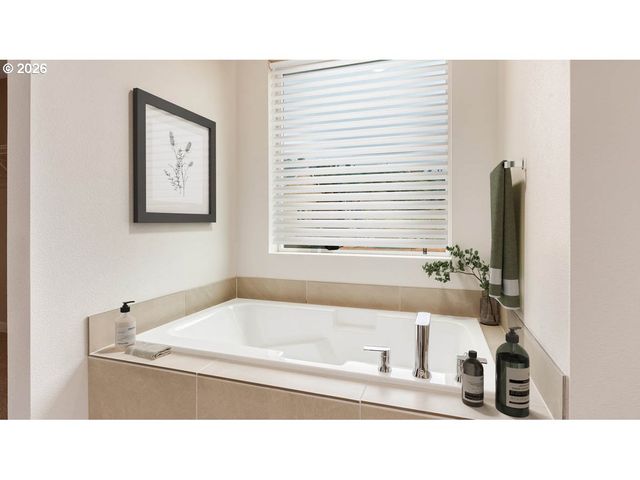 16678 Se Wintergreen St, Clackamas, OR 97086