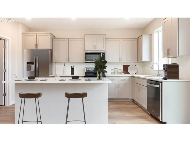 16678 Se Wintergreen St, Clackamas, OR 97086