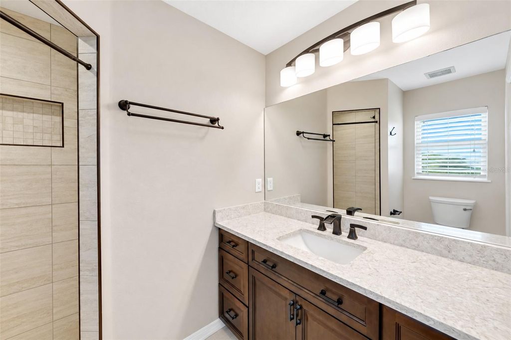 Image 21 of property listing at 3623 E 62ND AVENUE, Bradenton, FL 34203
