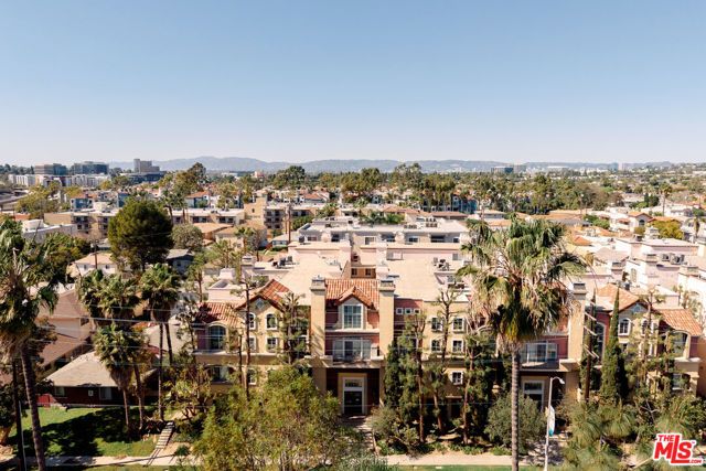 7101 La Tijera Boulevard J101, Los Angeles, CA 90045