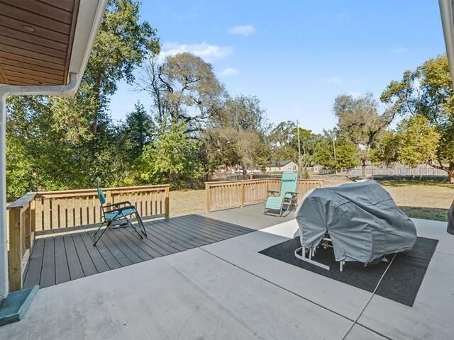 5213 LANTANA STREET, Zephyrhills, FL 33542