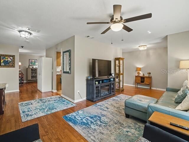 5213 LANTANA STREET, Zephyrhills, FL 33542