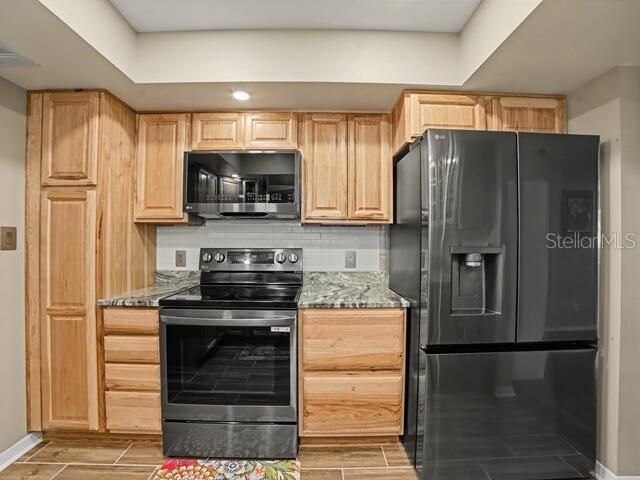 5213 LANTANA STREET, Zephyrhills, FL 33542