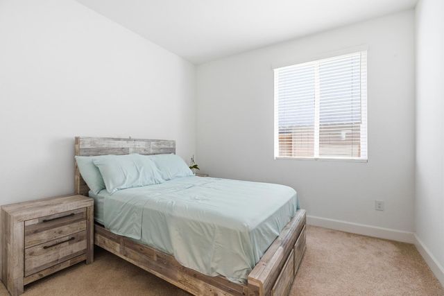 2086 Grapevine Dr, Livingston, CA 95334