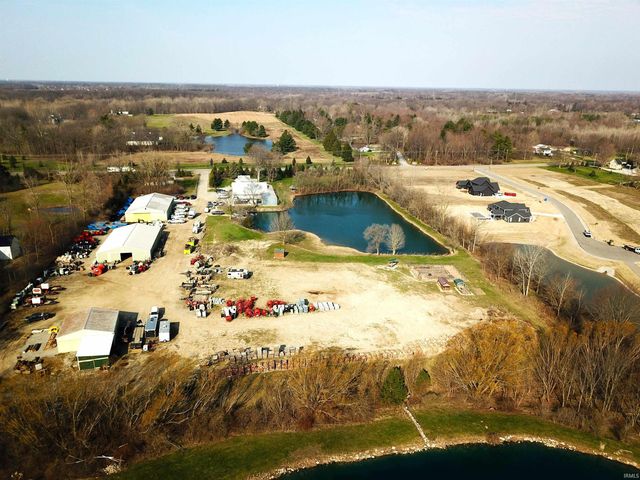 15514 Tonkel Road, Leo, IN 46765