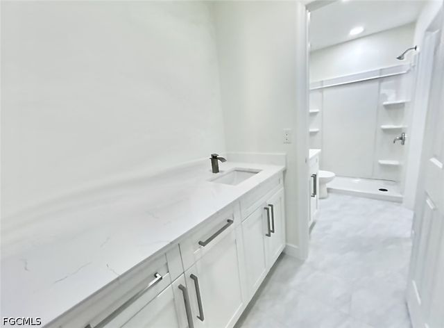 6220 Augusta DR 414, Fort Myers, FL 33907