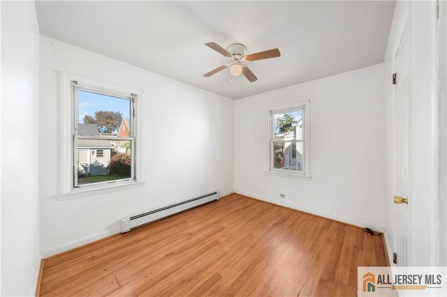 18 Roseland Place, North Brunswick, NJ 08902