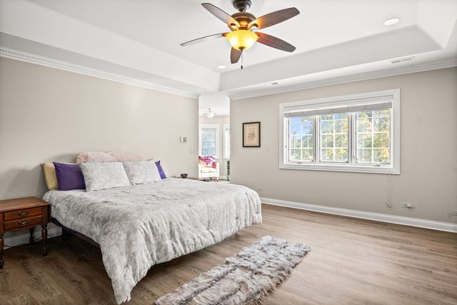 5N661 Leola Lane, St. Charles, IL 60175