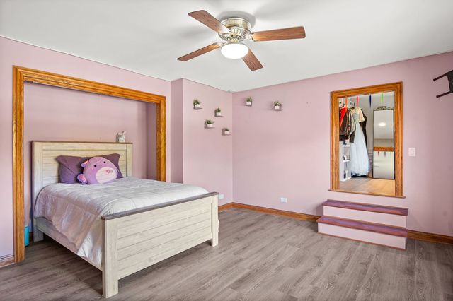 5N661 Leola Lane, St. Charles, IL 60175