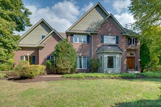 5N661 Leola Lane, St. Charles, IL 60175