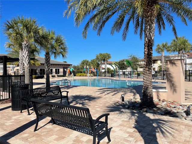13321 OAKENSHAW LANE, Orlando, FL 32832