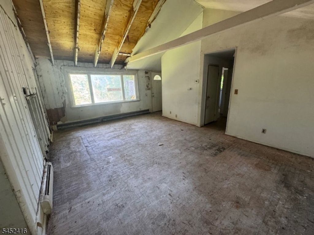 304 E Lakeshore Dr, Vernon Twp., NJ 07422 — photo 3