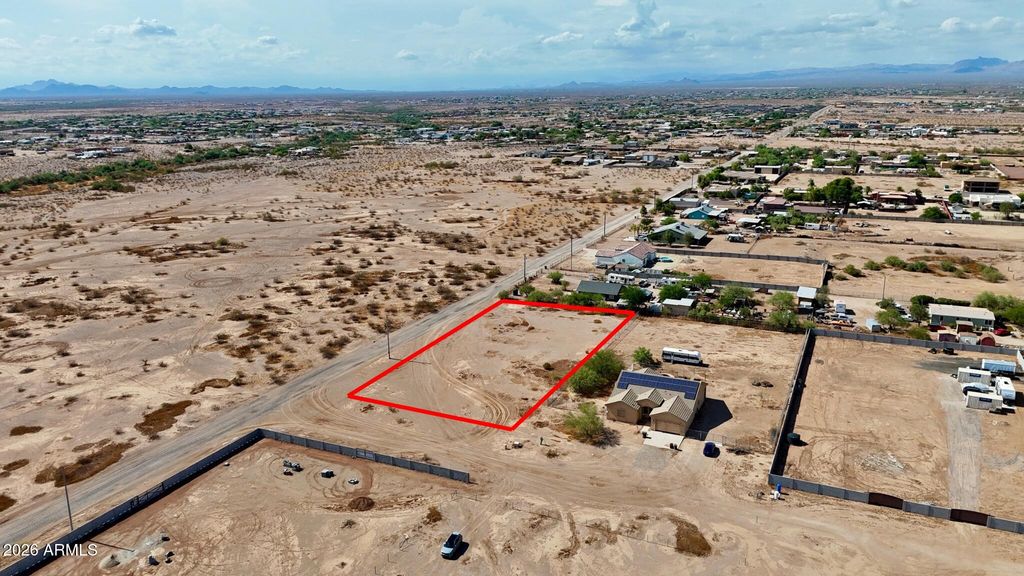 22240 W MCARTHUR Road 0, Wittmann, AZ 85361 — exterior