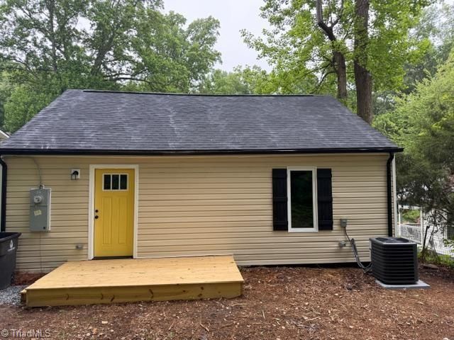 1616 NE 25th Street, Winston-salem, NC 27105