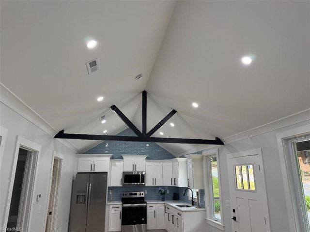 1616 NE 25th Street, Winston-salem, NC 27105