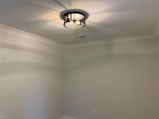 1616 NE 25th Street, Winston-salem, NC 27105
