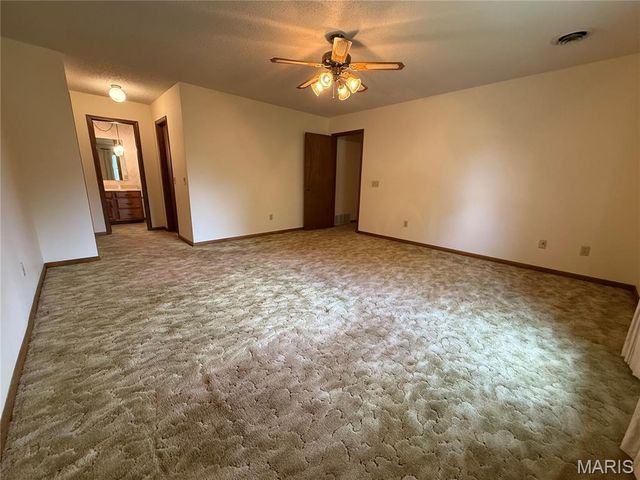 217 Foust Drive, Sikeston, MO 63801