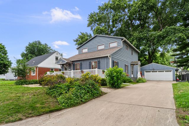 2912 43rd Street, Rock Island, IL 61201