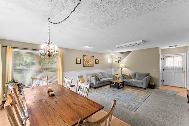 2912 43rd Street, Rock Island, IL 61201