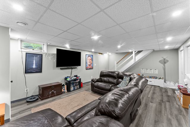 2912 43rd Street, Rock Island, IL 61201