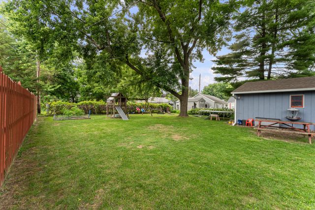 2912 43rd Street, Rock Island, IL 61201