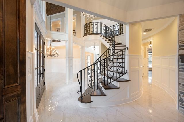 425 Shoreview Ln, Huntingdon, TN 38344