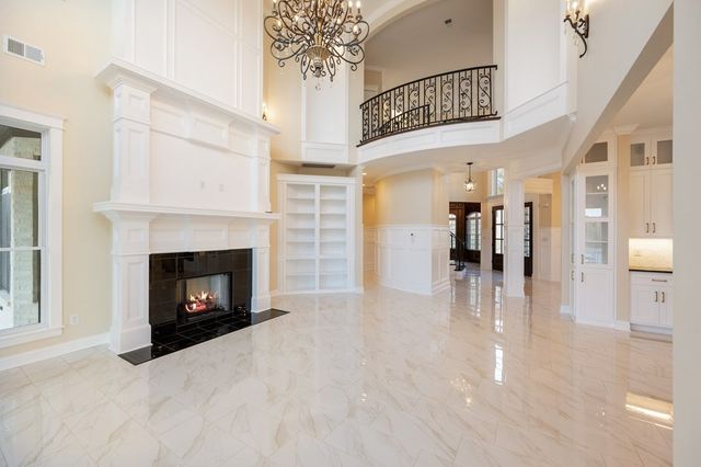 425 Shoreview Ln, Huntingdon, TN 38344