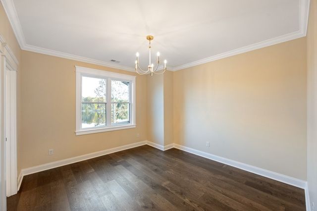 425 Shoreview Ln, Huntingdon, TN 38344