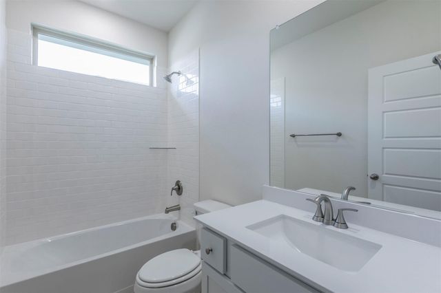 3300 RiverLawn Drive, Anna, TX 75409