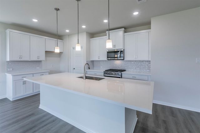 3300 RiverLawn Drive, Anna, TX 75409