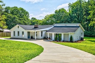 2039 California Road, York, SC 29745