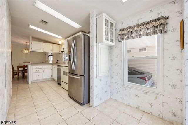 370 Nicklaus BLVD, North Fort Myers, FL 33903