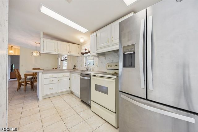 370 Nicklaus BLVD, North Fort Myers, FL 33903