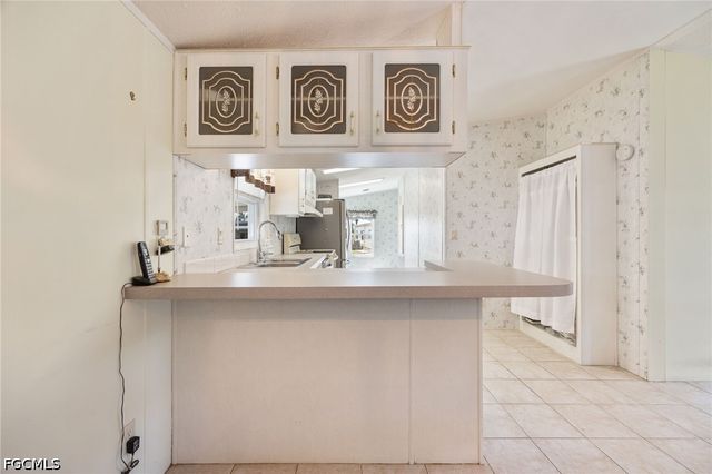 370 Nicklaus BLVD, North Fort Myers, FL 33903