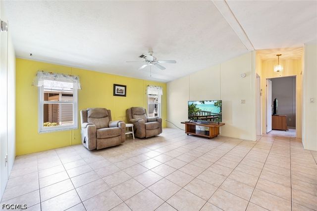 370 Nicklaus BLVD, North Fort Myers, FL 33903