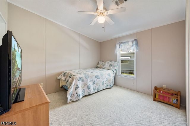 370 Nicklaus BLVD, North Fort Myers, FL 33903