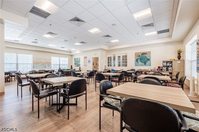 370 Nicklaus BLVD, North Fort Myers, FL 33903