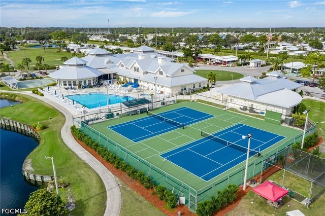 370 Nicklaus BLVD, North Fort Myers, FL 33903