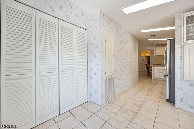 370 Nicklaus BLVD, North Fort Myers, FL 33903